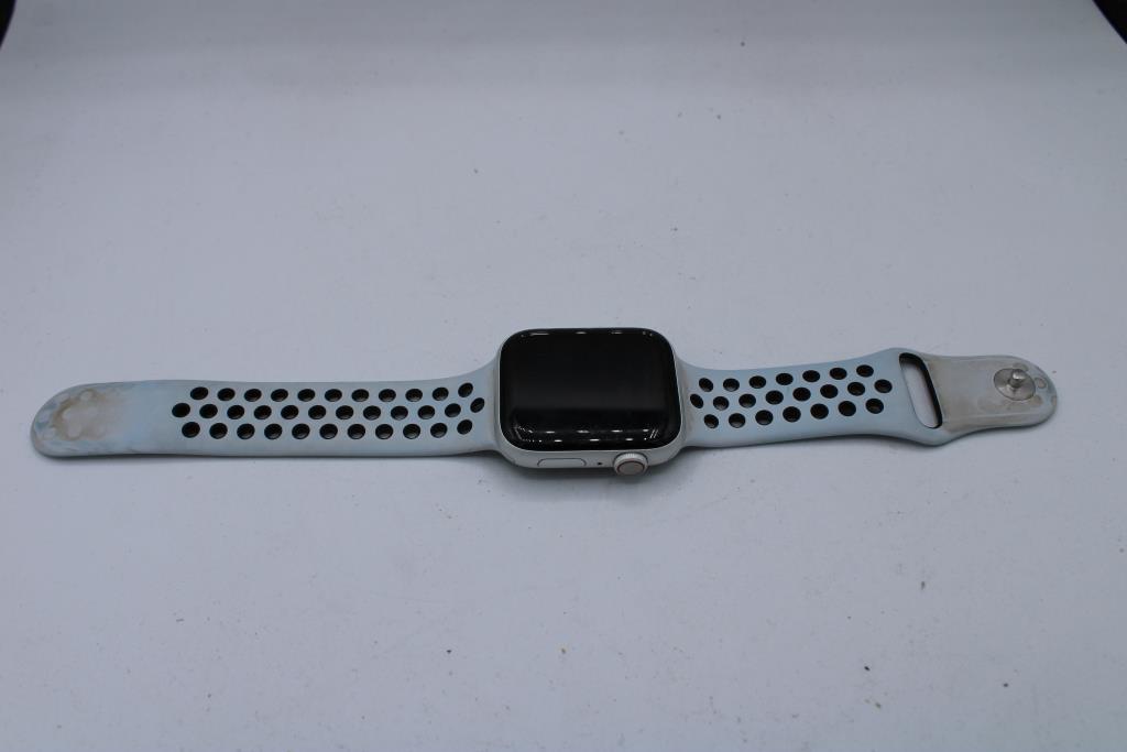 Apple Watch Series 5 Nike (GPS + LTE), 44mm Aluminum Case, Band (S/M)