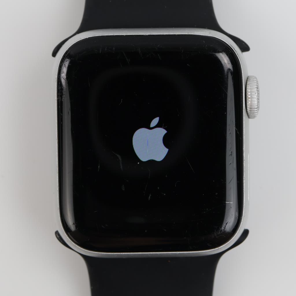 Apple Watch Series 5 Sold For Parts