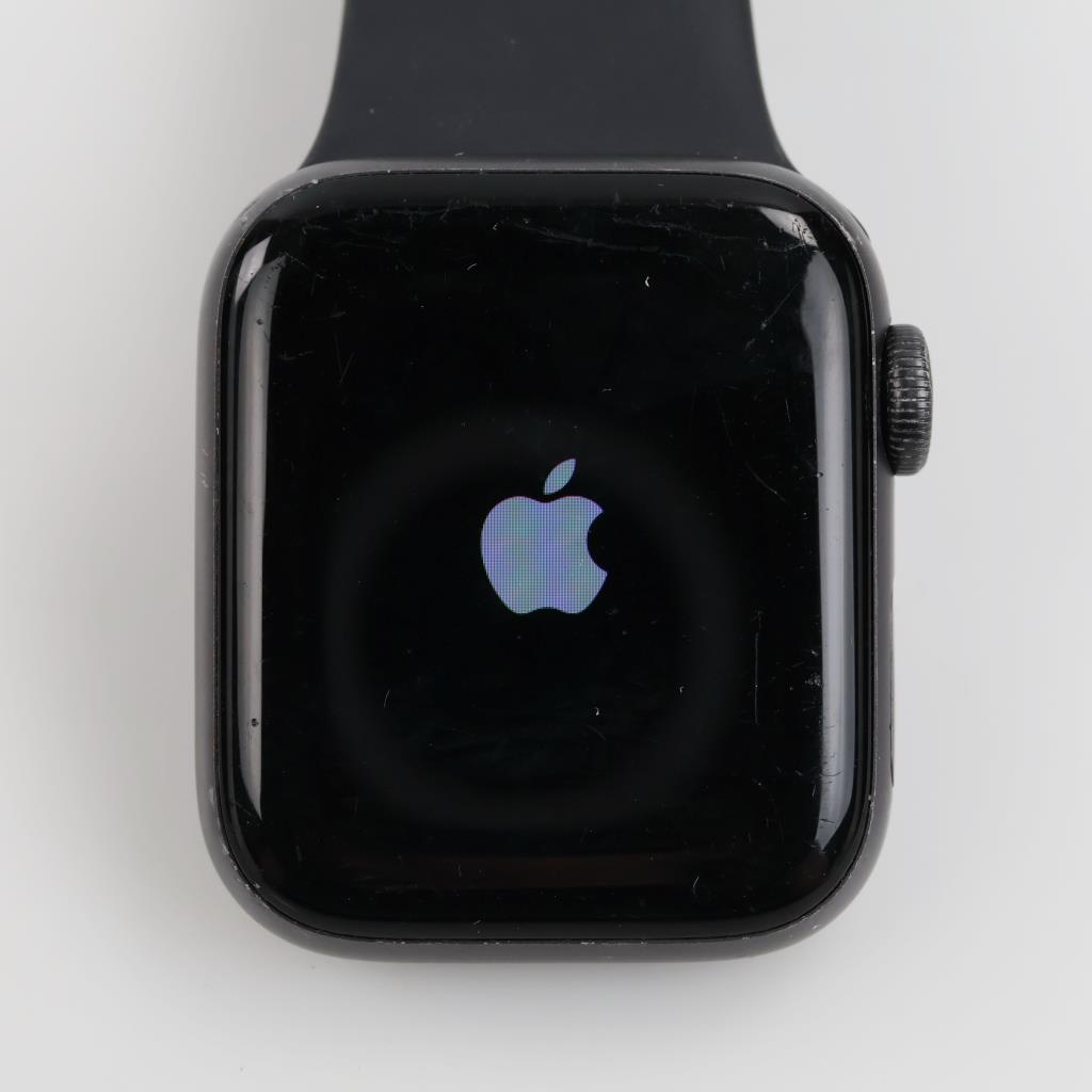 Apple Watch Series 5 Sold For Parts