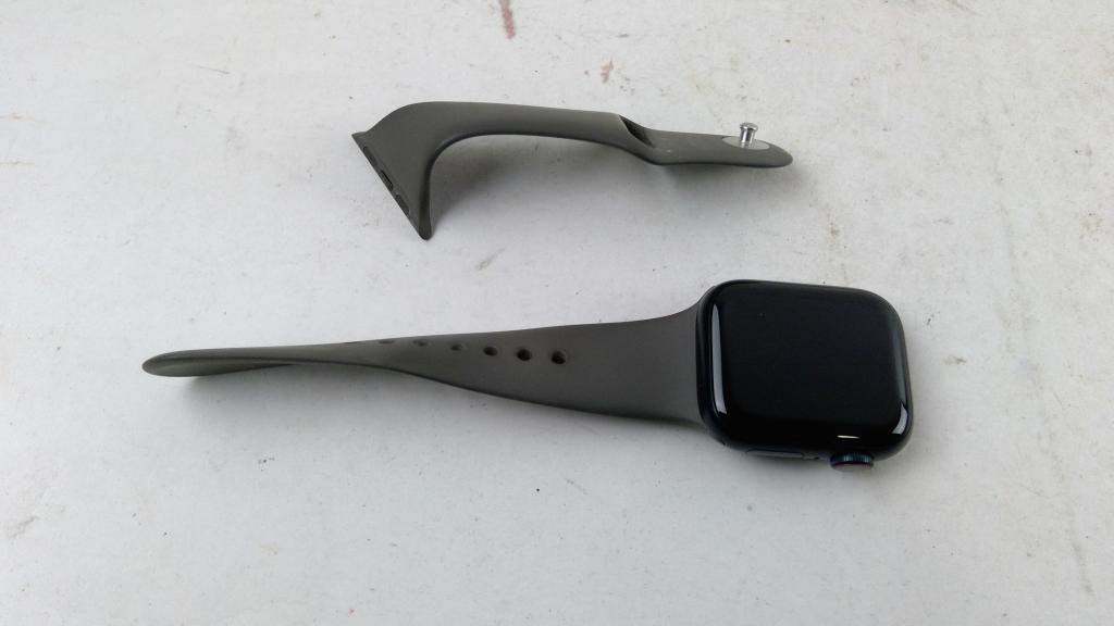 Apple Watch Series 5 Sold For Parts