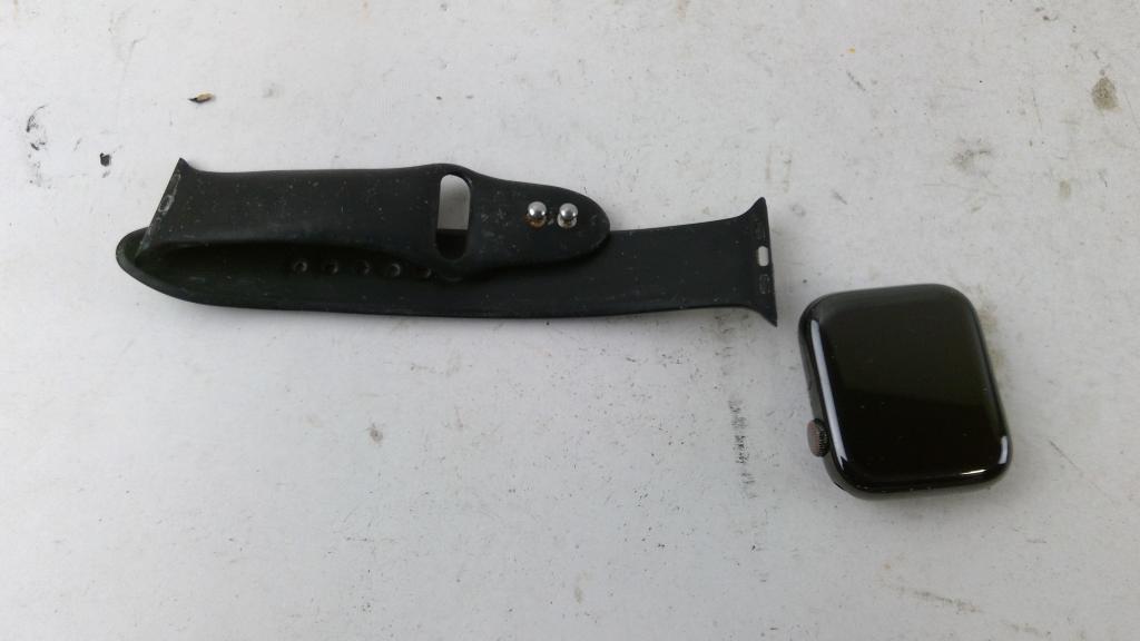 Apple Watch Series 5 Sold For Parts