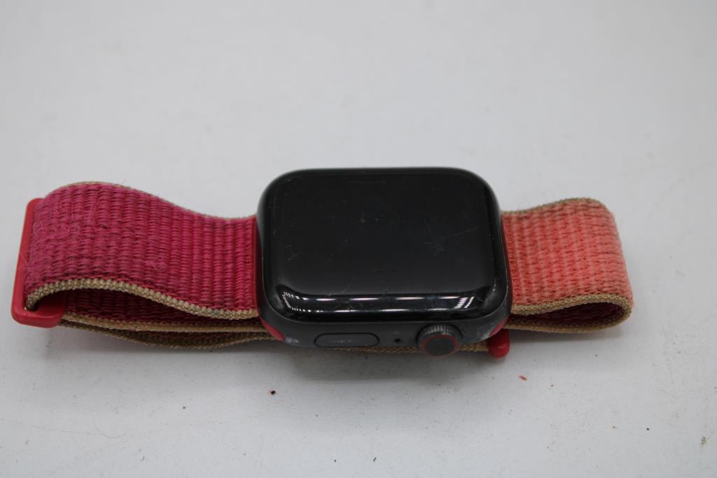 Apple Watch Series 6 (GPS + LTE), 44mm Aluminum Case, Adjustable Band - Locked To Owner - SOLD FOR PARTS ONLY