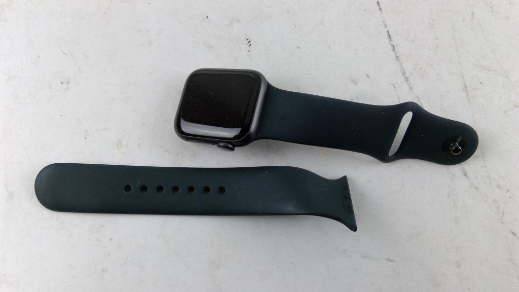 Apple Watch Series 6 Sold For Parts