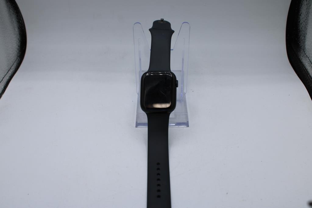 Apple Watch Series 8 (GPS), 45mm Aluminum Case, Band (Size )