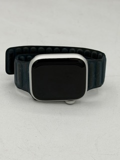 Apple Watch Series 9 (GPS), 41mm Aluminum Case, Band (S/M ) - SOLD FOR PARTS ONLY