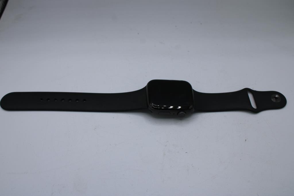 Apple Watch Series SE (GPS), 44mm Aluminum Case, Band M/L