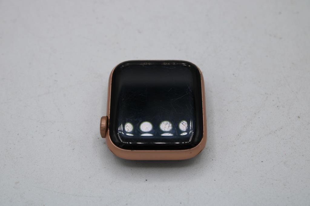 Apple Watch Series SE (GPS + LTE), 40mm Aluminum Case
