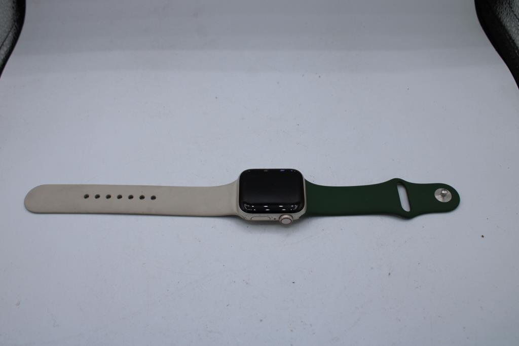 Apple Watch Series SE (GPS + LTE), 40mm Aluminum Case, Band (M/L )