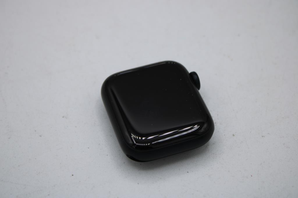 Apple Watch Series SE (GPS + LTE), 40mm Aluminum Case - Locked To Owner - SOLD FOR PARTS ONLY