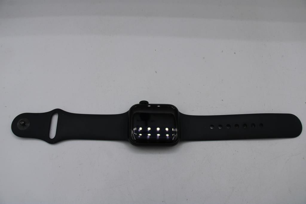 Apple Watch Series SE (LTE + GPS), 40mm Aluminum Case, Band (S/M) - Locked To Owner - SOLD FOR PARTS ONLY