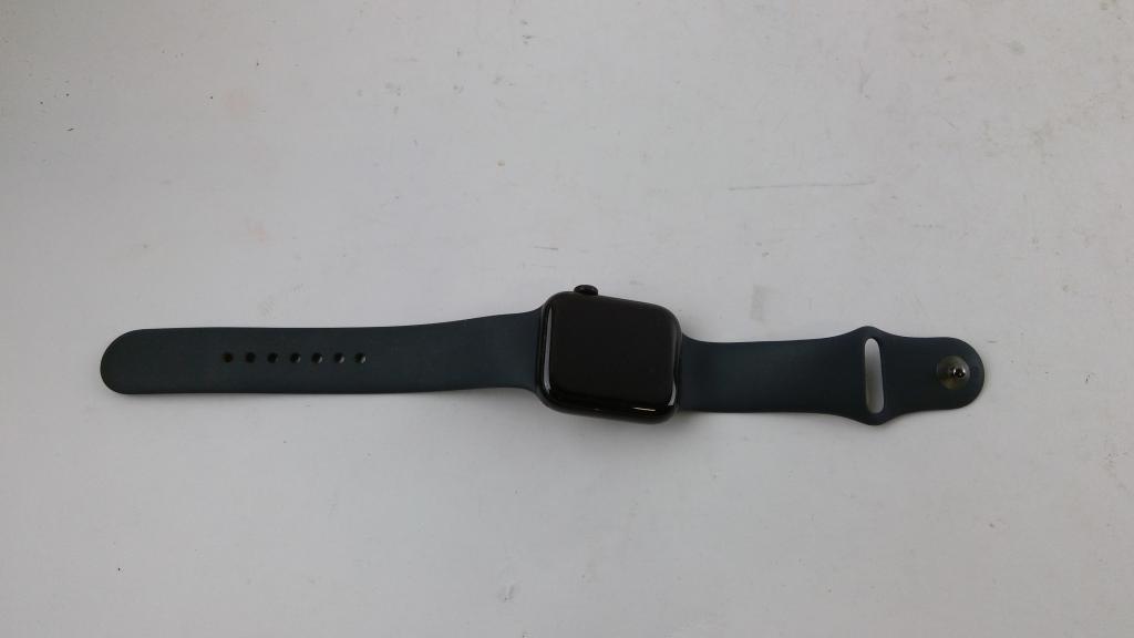 Apple Watch Series SE Sold For Parts