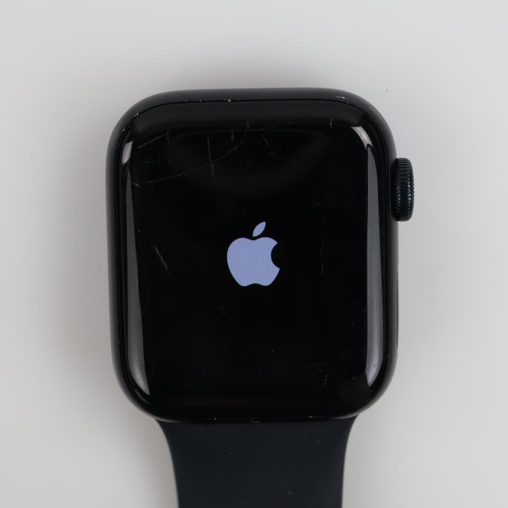 Apple Watch Series SE Sold For Parts