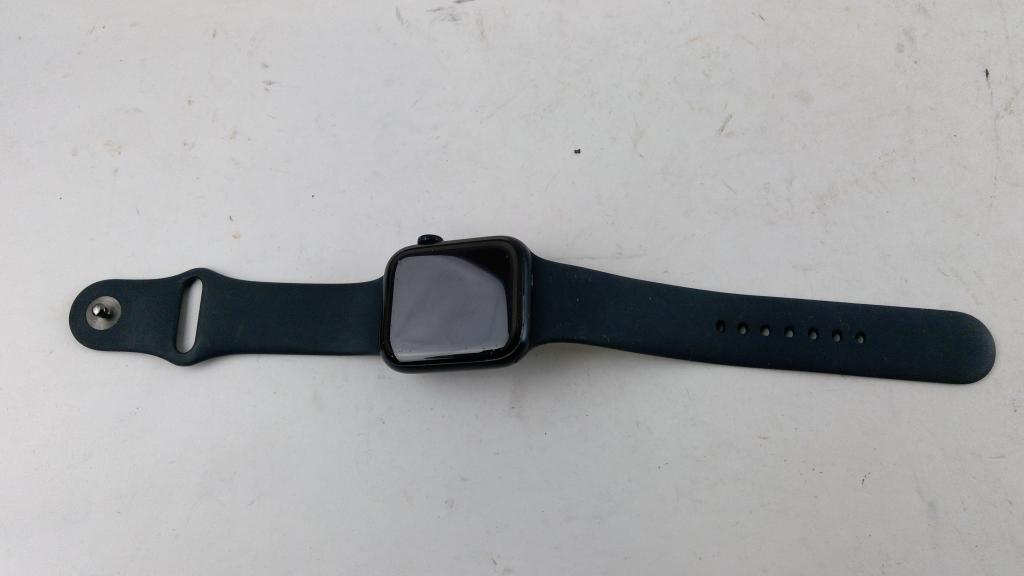 Apple Watch Series SE Sold For Parts