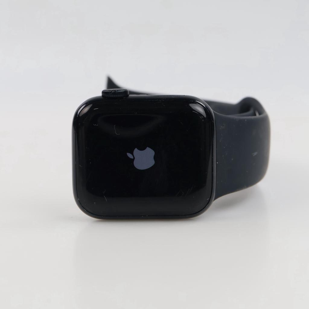 Apple Watch Series SE Sold For Parts