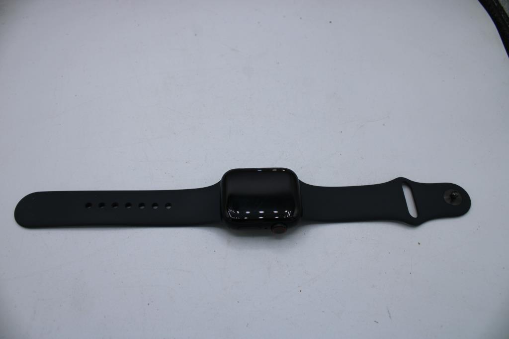 Apple Watch Series SE(GPS + LTE). 40 Mm Aluminum Case, Band (S/M)