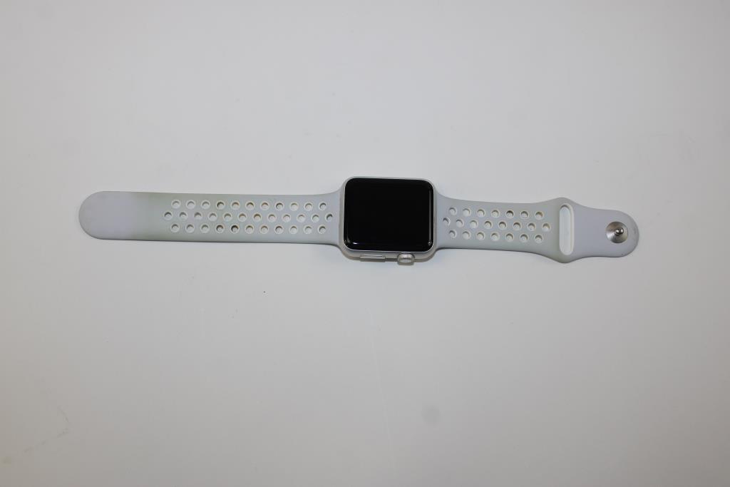 Apple Watch Sport 7000 Series, 42mm Aluminum Case, Light Gray And White  Nike+ Sports Band (Size S/M) - Activation Locked Sold Fo | Property Room