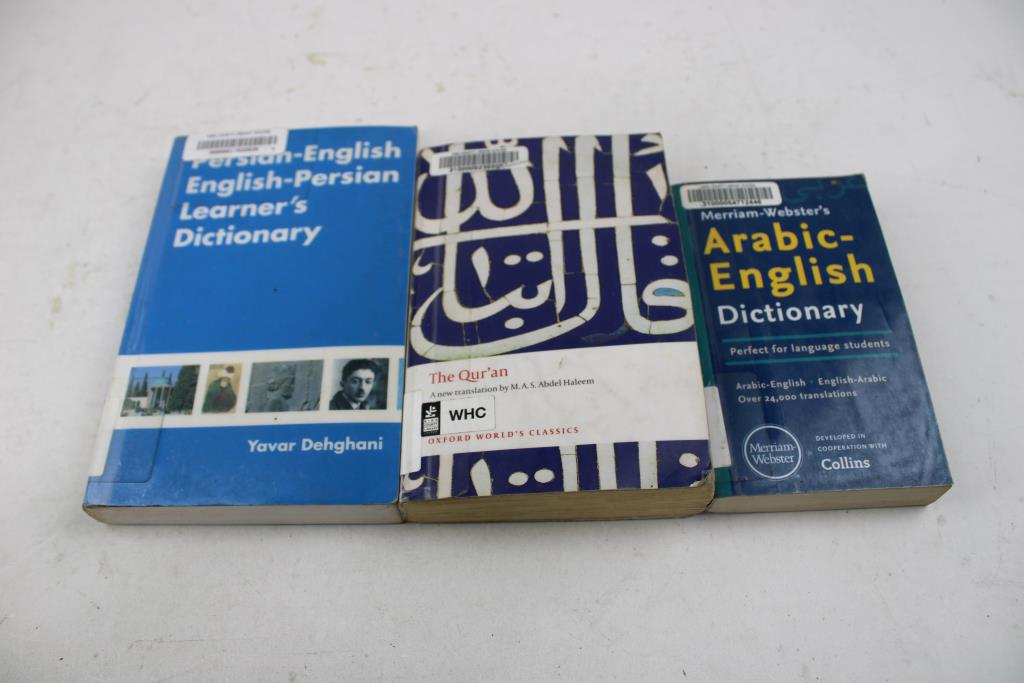Arabic-English, Persian-English, Somali-English Dictionaries, And More, 5 Pieces