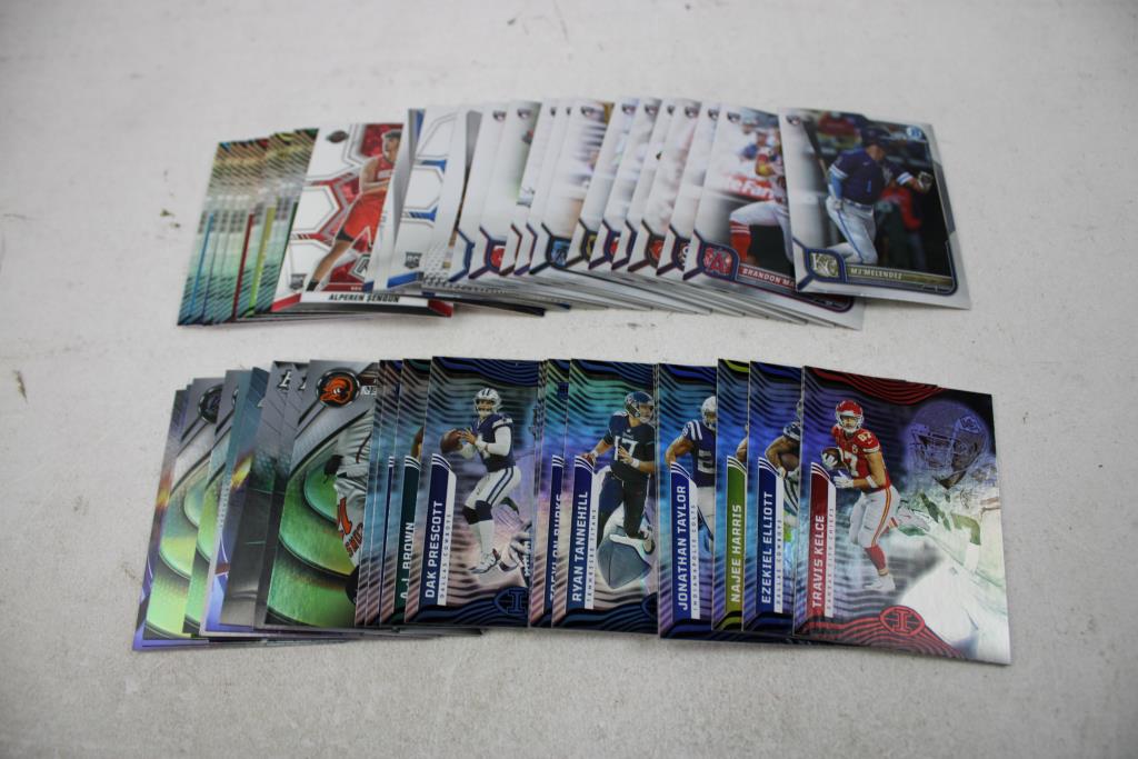 Assorted Sports Trading Card Lot, 30+ Cards