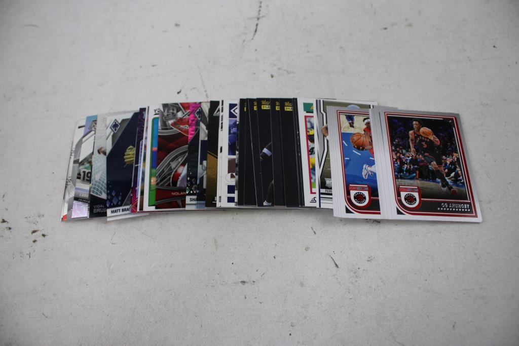 Assorted Sports Trading Card Lot, 30+ Cards