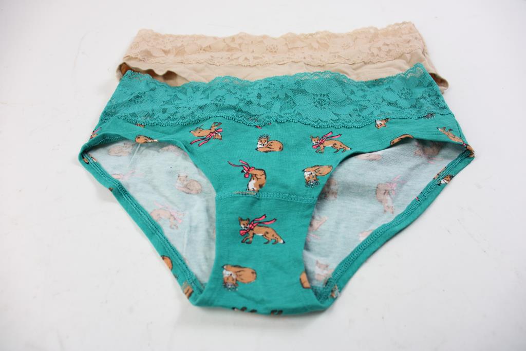 Assorted Victoria's Secret Underwear, Size M, 5 Pieces Property Room