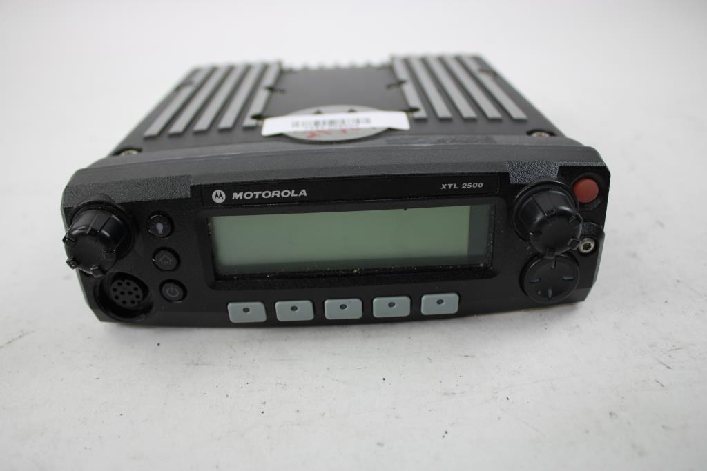 Astro 25  XTL 2500 P25 Motorola  Car Stereo