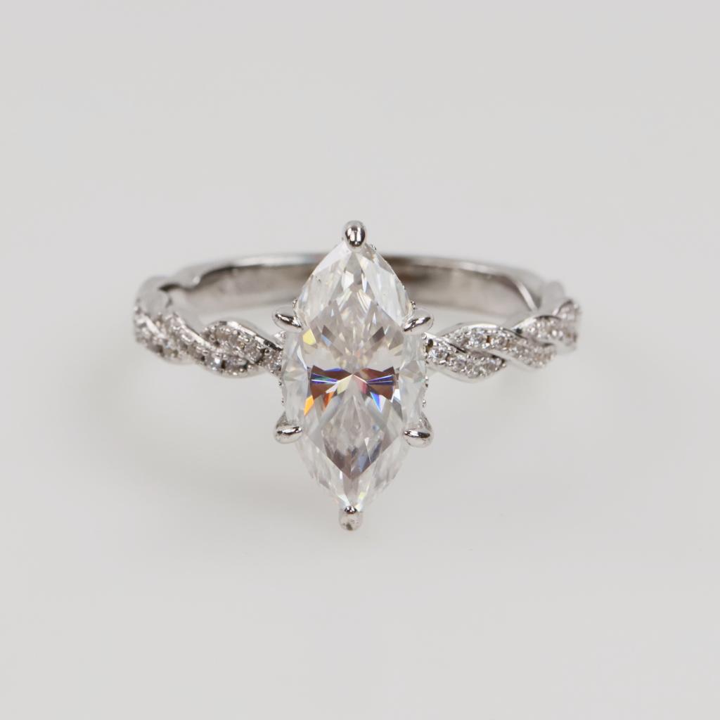 Atta Gems Sterling Silver Clear Stone Ring