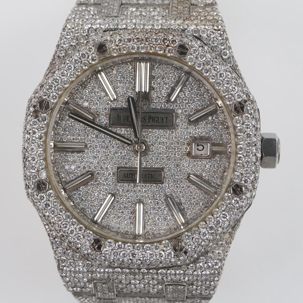 Audemars Piguet Royal Oak 15.05cts TW Diamond Watch- Evaluated By Our Certified Gemologist-AGS/GIA