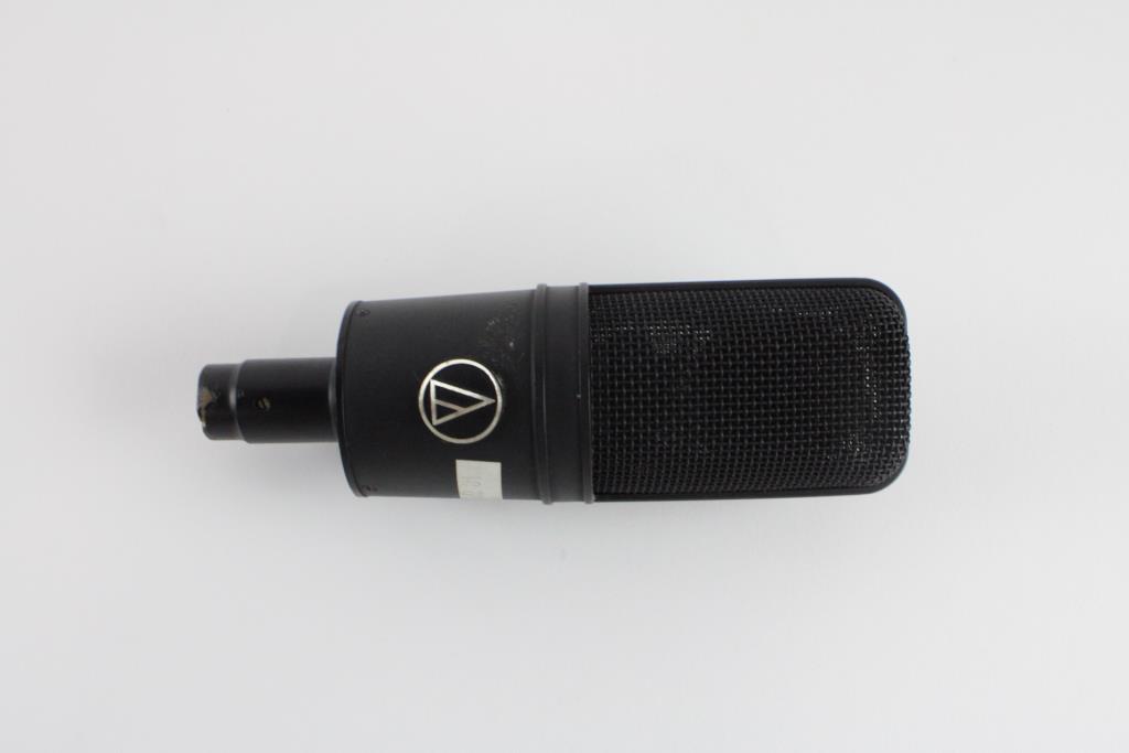 AudioTechnica Transformerless Capacitor Studio Microphone Property Room