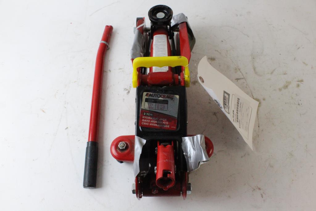 AutoCraft 2 Ton Hydraulic Jack Property Room