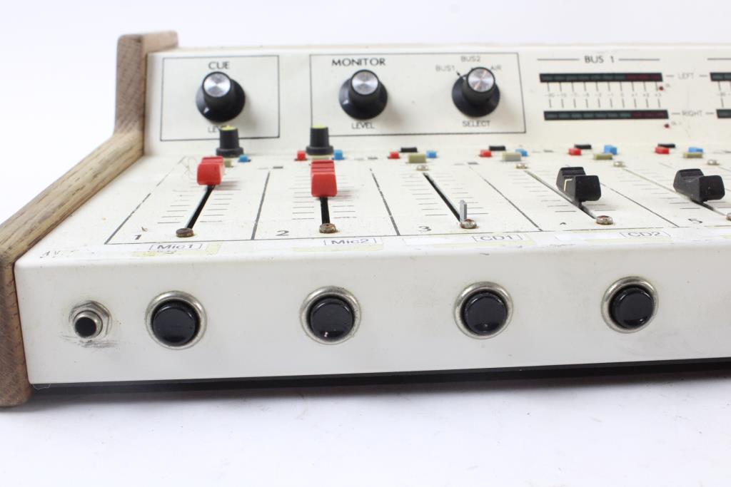 AutoGram Mini-Mixer | Property Room