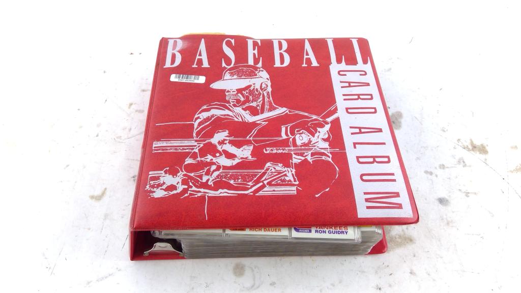 Baseball Trading Card Binder 100+ Pieces