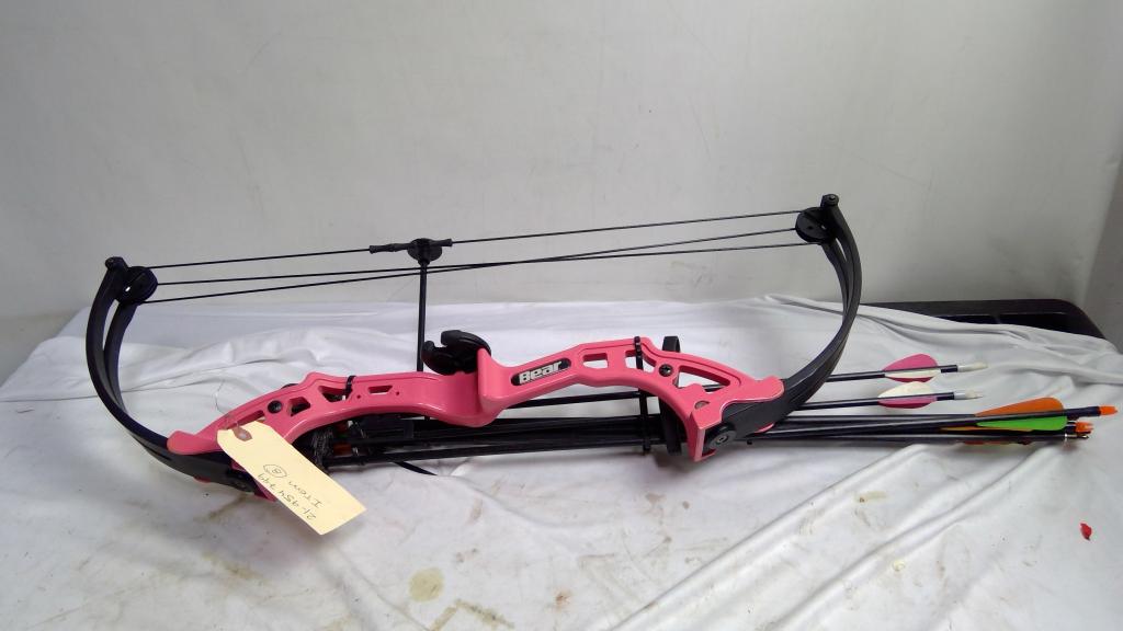 Bear Archery Pink Brave Youth Bow Set
