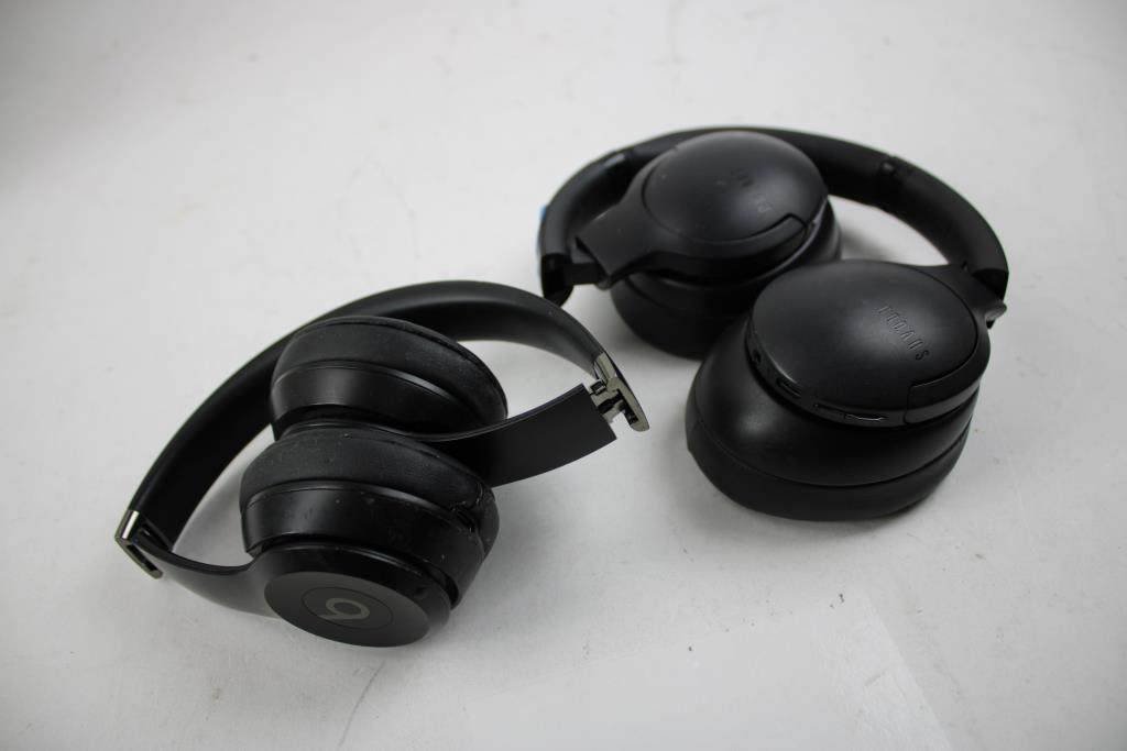 Beats, JBL, And More Headphones Bulk. 4 Pieces