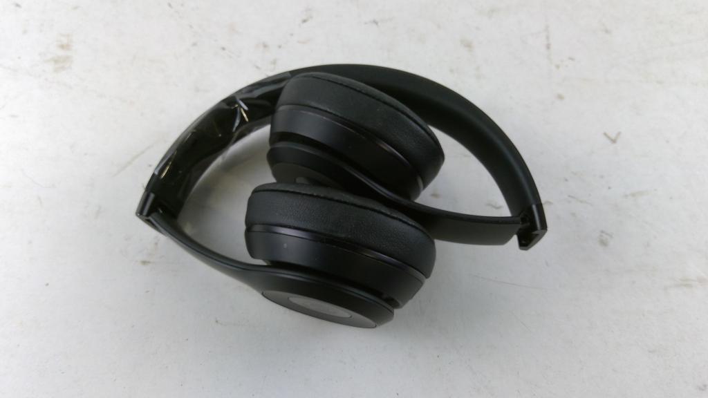 Beats Solo 3 Headphones