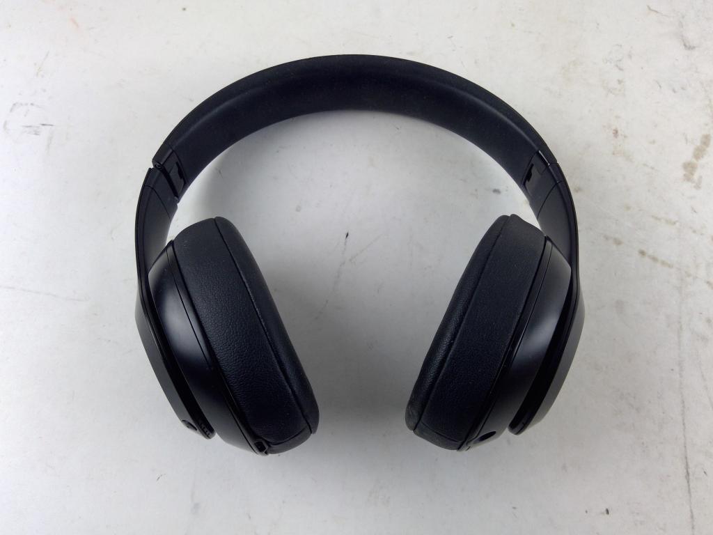 Beats Solo 3 Wireless Headphones