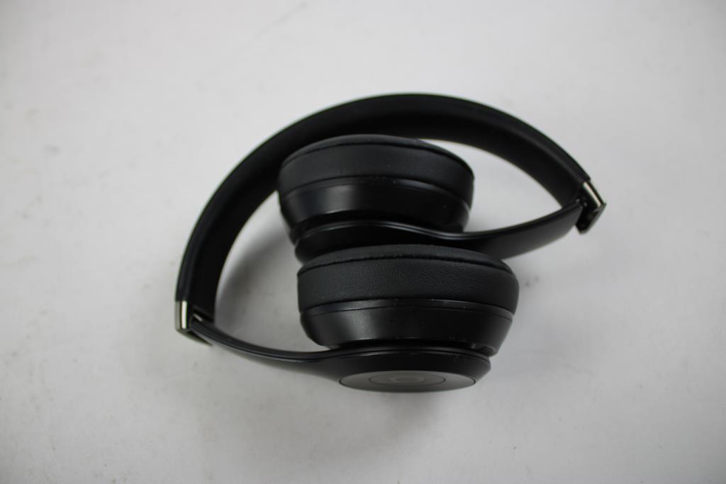 Beats Solo 4 Bluetooth Wireless On-Ear Headphones