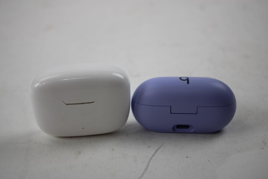 Beats Solo Buds And Earbuds In Case