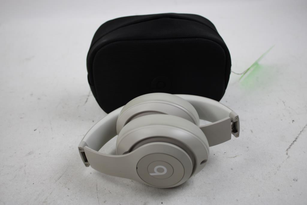 Beats Studio Pro Headphones, Beige