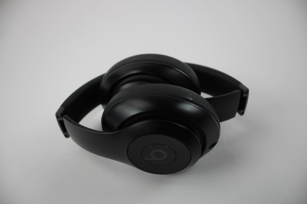 Beats Studio Pro Noise Cancelling Bluetooth Headphones