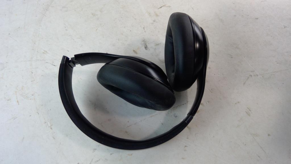 Beats Studio Pro Wireless Headphones