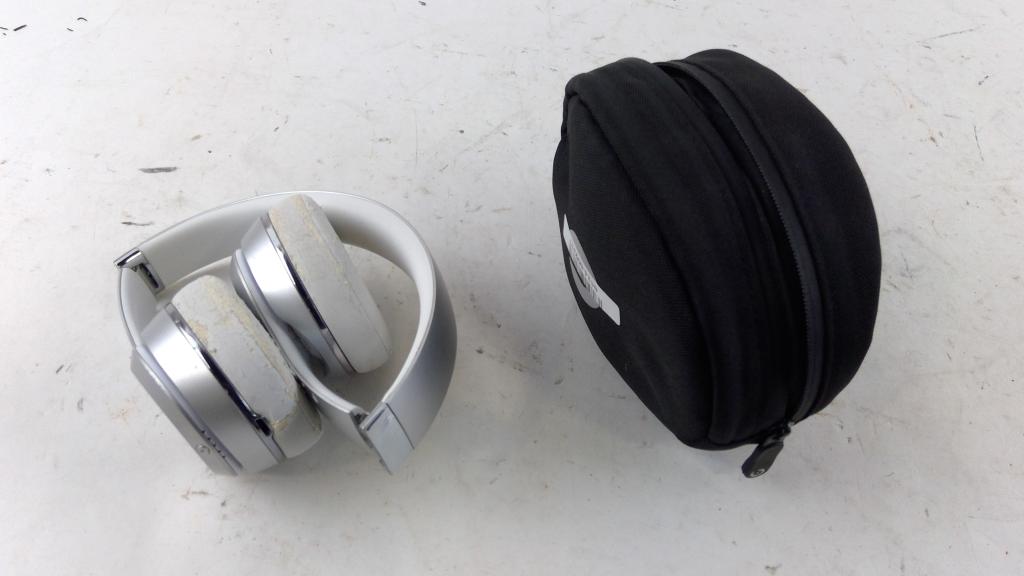Beats Wireless Headphones