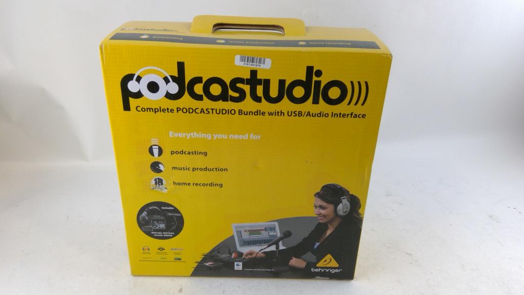 Behringer Podcast Studio Kit