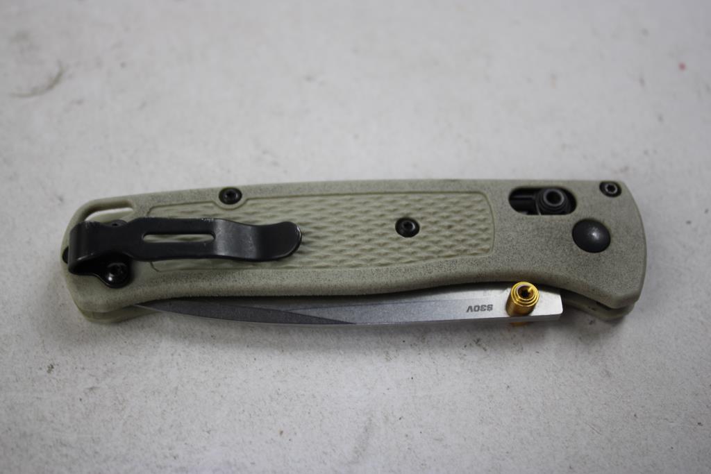 Benchmade 535 Bugout Folding Knife
