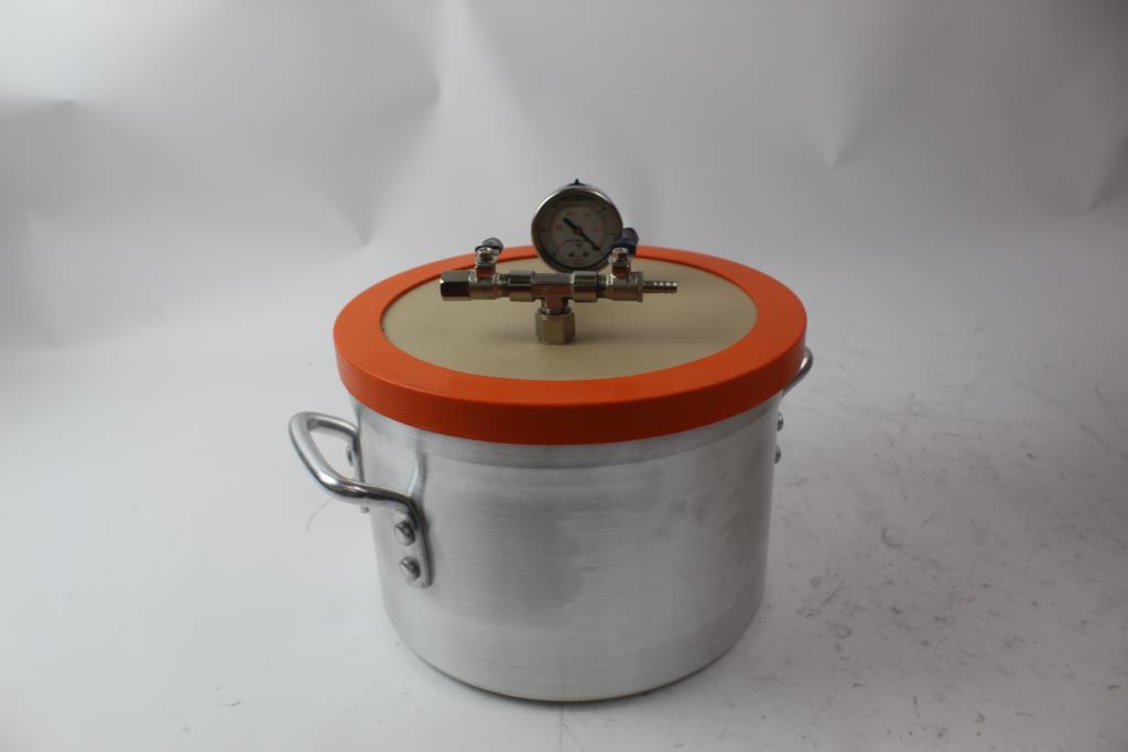 Best Value Vacs 3 Gallon Vacuum & Degassing Chamber With Handles