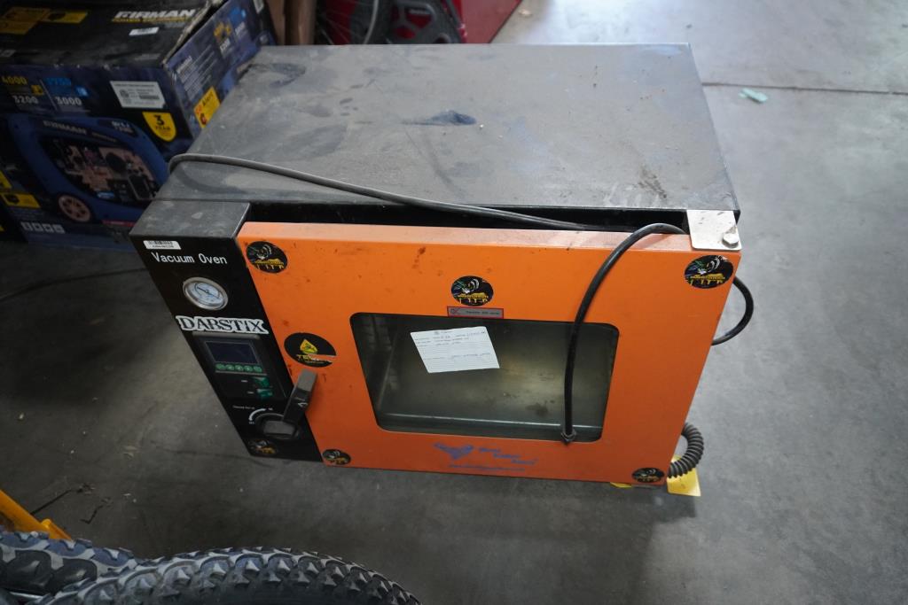 Best Value Vacs Model V016050 Property Room