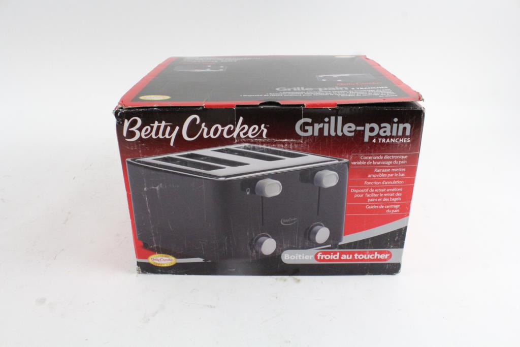 Betty Crocker 4Slice Toaster Property Room