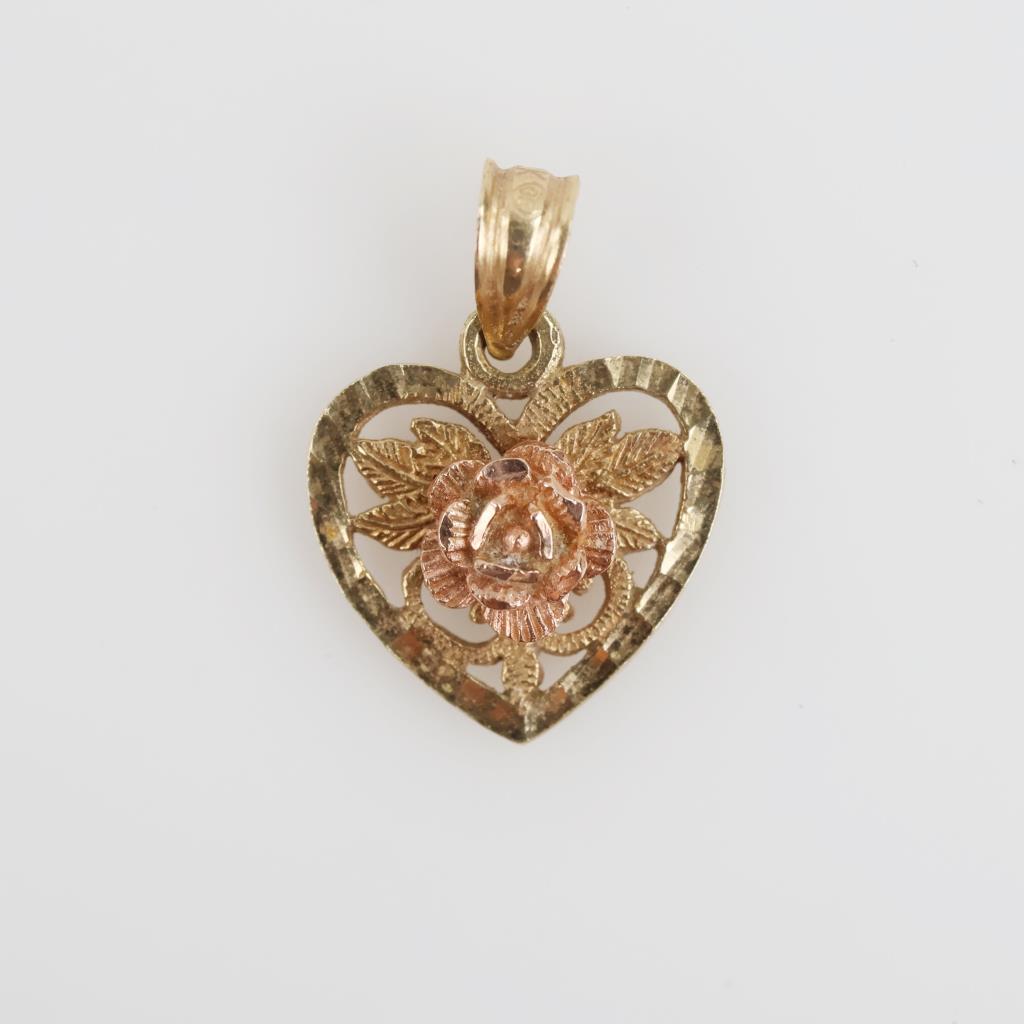 Beverly Hills Gold 14kt Tri Colored Gold Heart Pendant