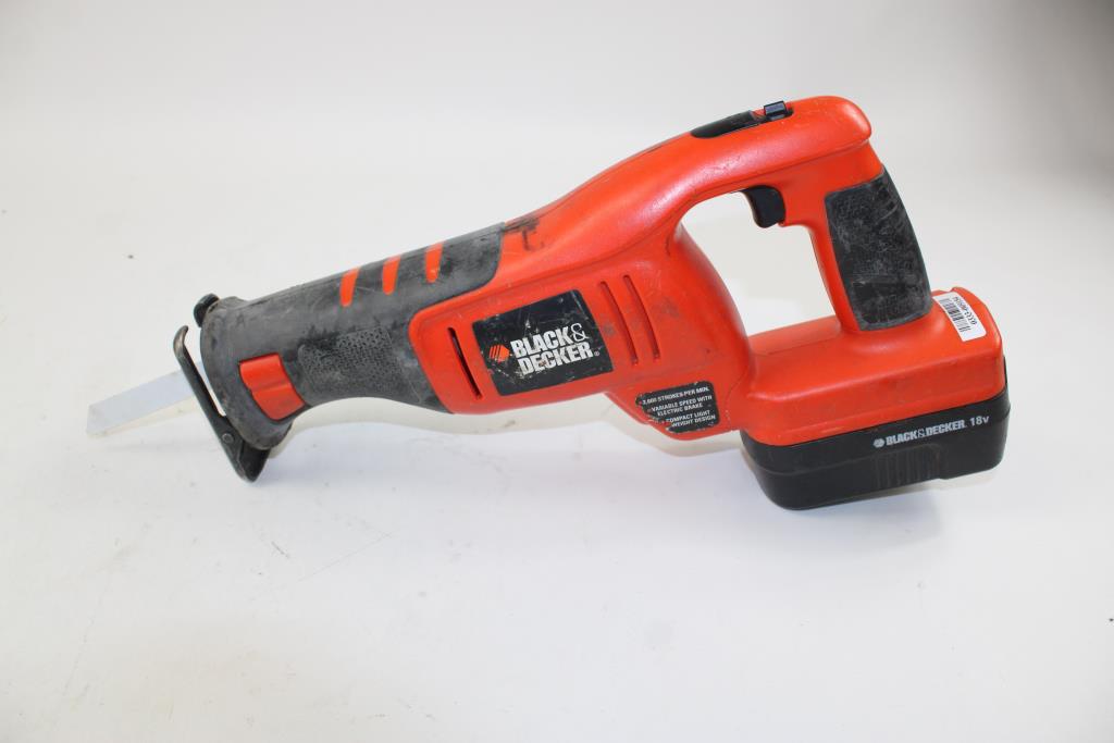 Black And Decker Cordless Rotary Saw BDRS1800 With Battery Pack