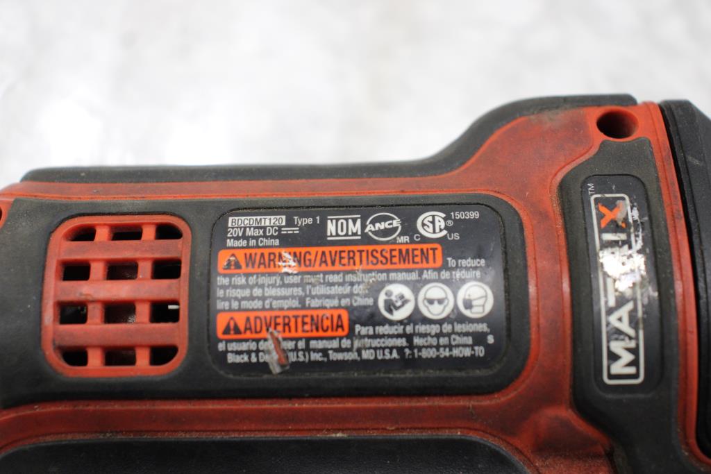 Black & Decker 20v Drill Driver With Matrix Attachment Property Room