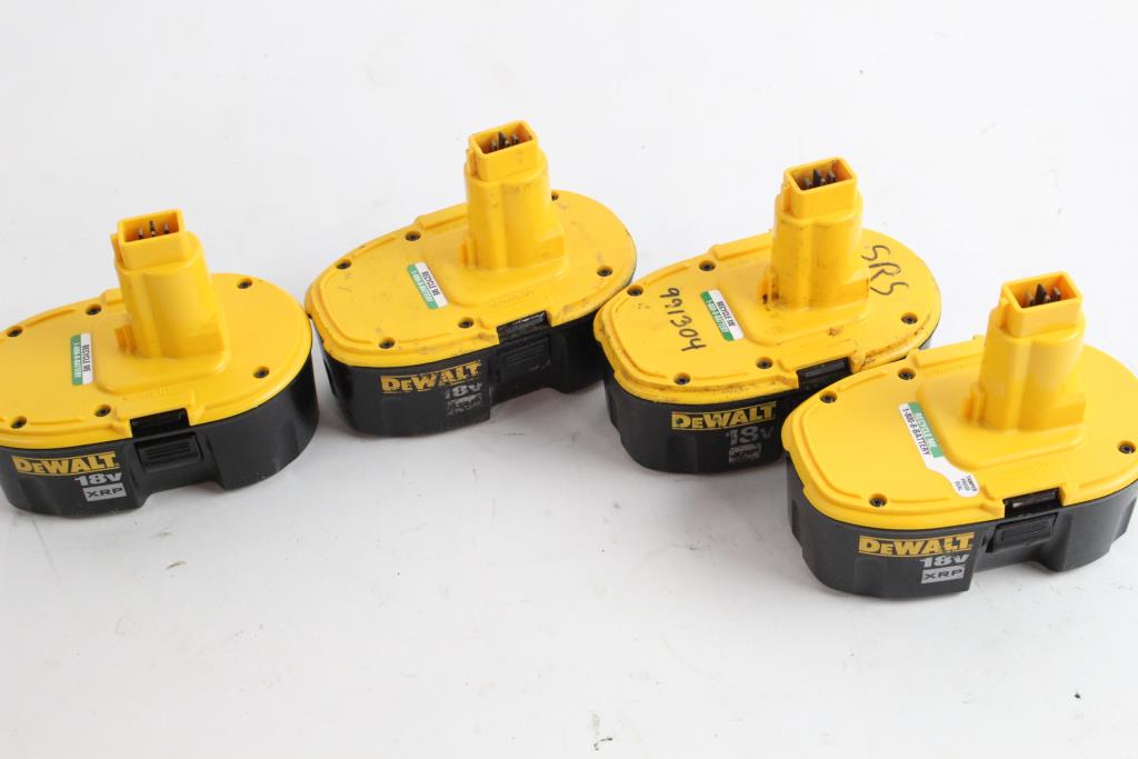 Black & Decker Circular Saw And Dewalt Batteries 5 Pieces Property Room